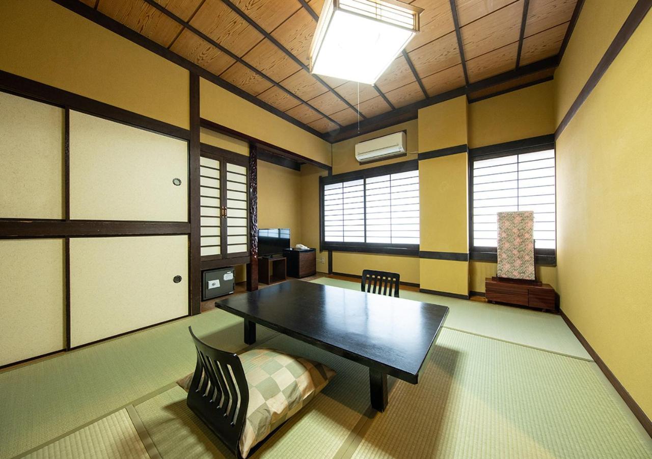 Ryokan Kiraku Beppu Eksteriør bilde